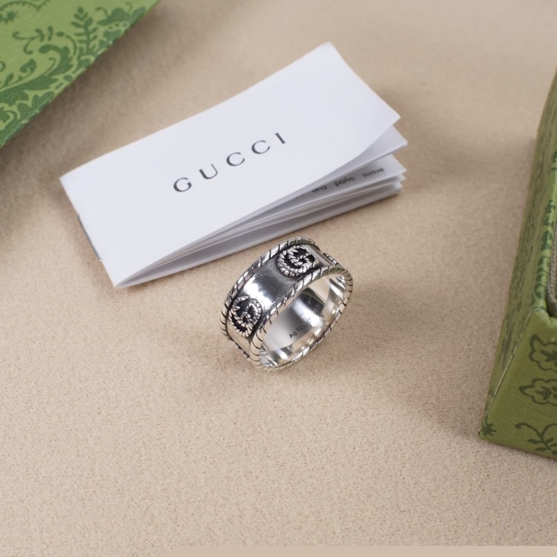 G*u*i rings